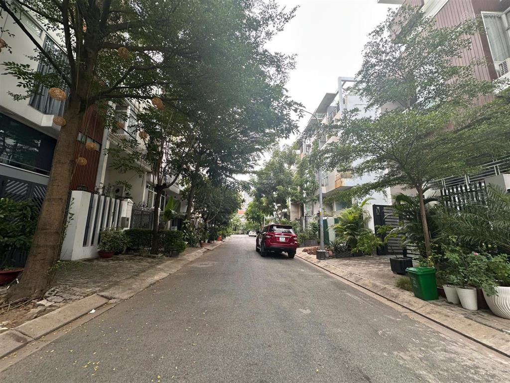 Bán đất 20 đường số 8 (j24) 6x21m giá 18.9 tỷ, phú mỹ vạn phát hưng q7