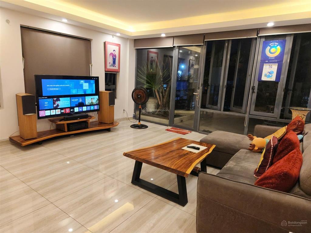 Bán căn góc 67 đường số 9 & số 3, khu kim sơn q7, 5x20m giá 33.9 tỷ, có hầm, có thang máy