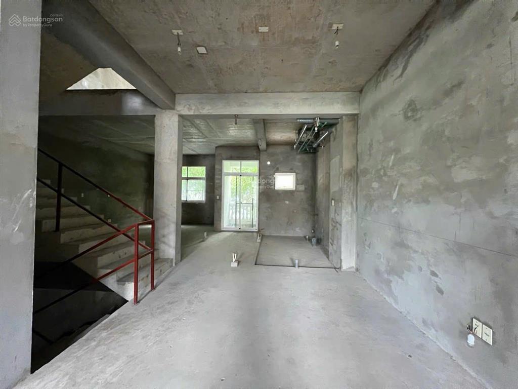 Bán biệt thự b206 chateau, phú mỹ hưng q7, giá 95 tỷ 7.5x26m hướng tây nam