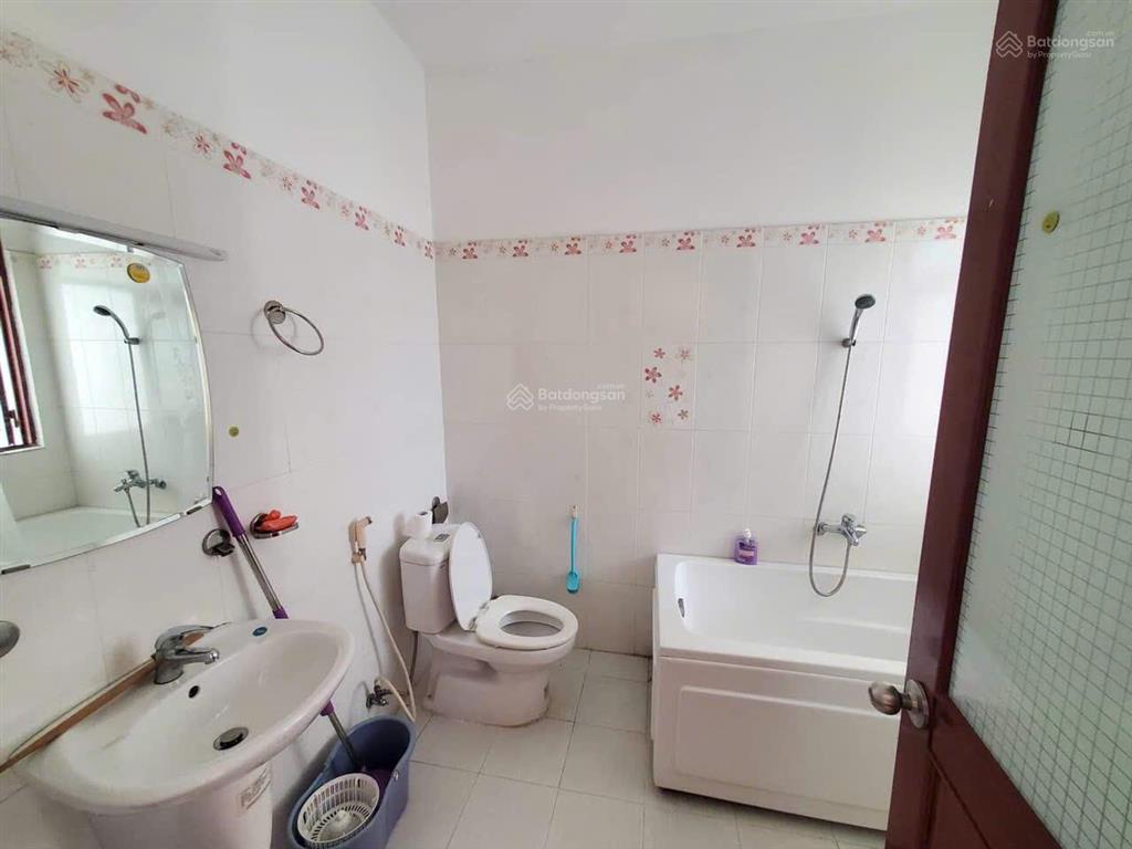 Bán nhà phố số 5 đường 11, khu chợ tân mỹ, p. tân phú q7 cũ, giá 16 tỷ 98.8m2