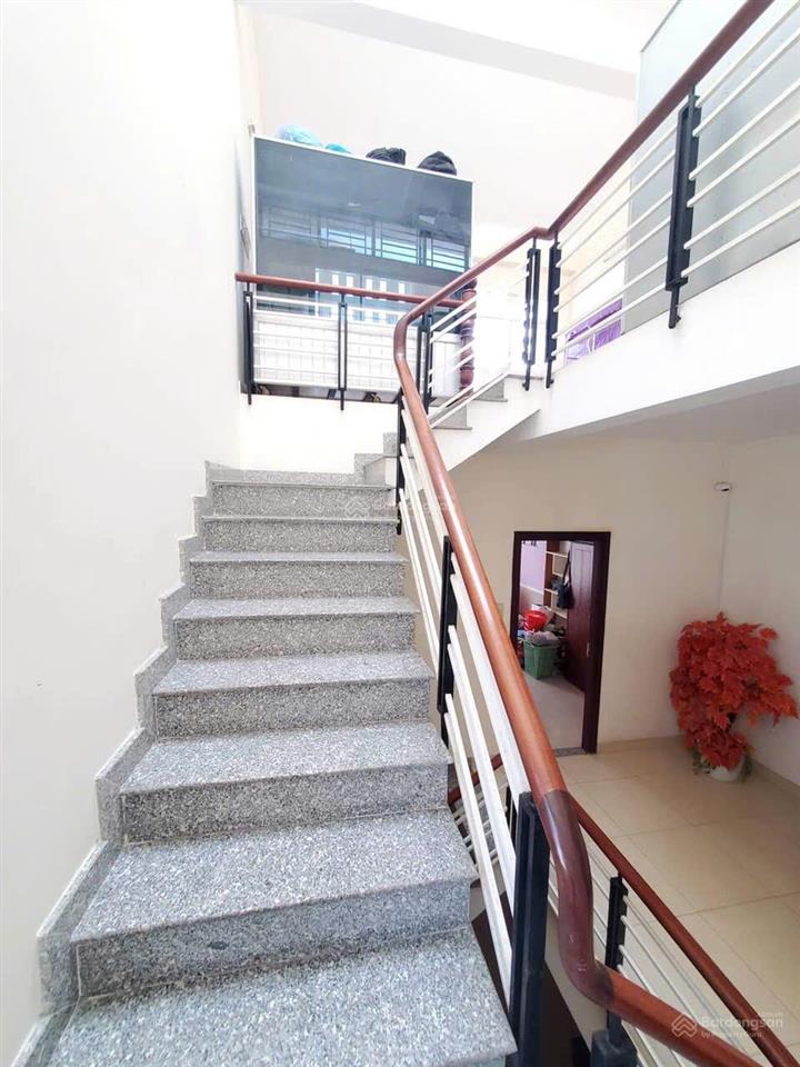 Bán nhà phố số 5 đường 11, khu chợ tân mỹ, p. tân phú q7 cũ, giá 16 tỷ 98.8m2