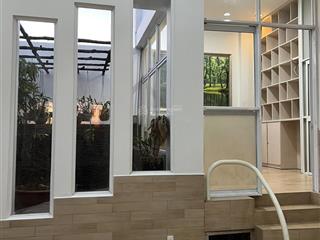 Bán penthouse hoàng tháp, trung sơn, giá 8.9 tỷ tầng 14, dt sàn 300m2, 2 tầng, có hồ bơi riêng