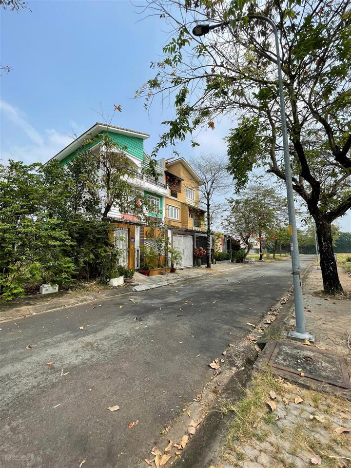 Chuyển nhượng lô đất biệt thự b335 kdc phú xuân vạn phát hưng nhà bè 55tr/m2
