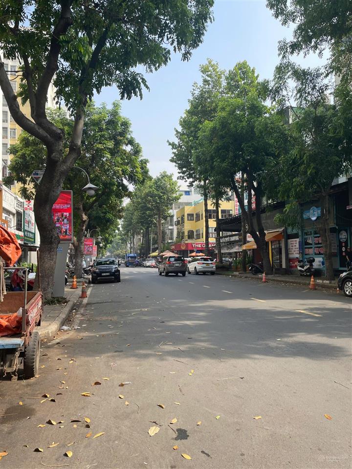 Bán shophouse tại 84, sky garden i, giá 24.5 tỷ, diện tích 59m2, quận 7, tp. hcm