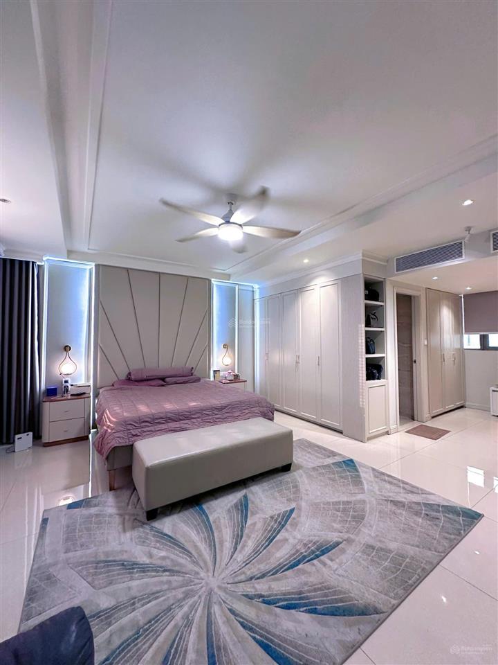 Bán căn hộ 5pn, 4wc tại riviera point, 25,5 tỷ, 300m2, tốt