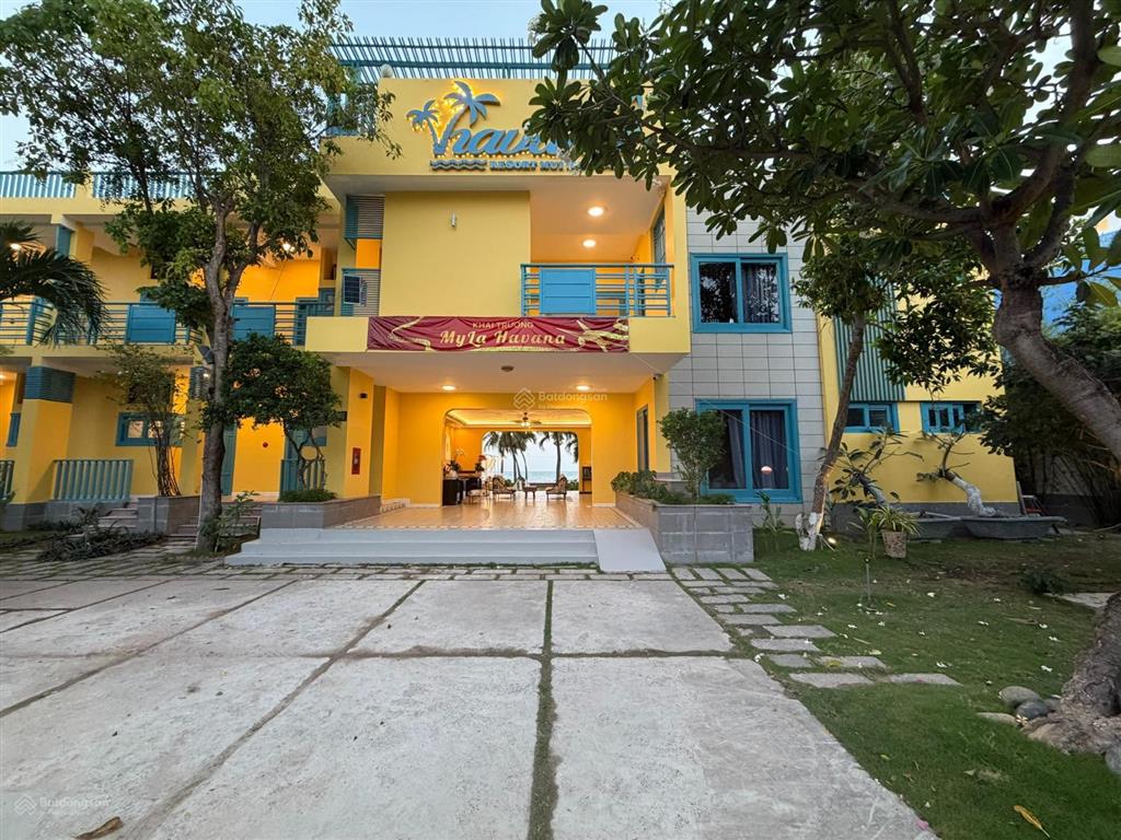 Bán resort havana mũi né 1.700m2 đất ven biển giá 79 tỷ