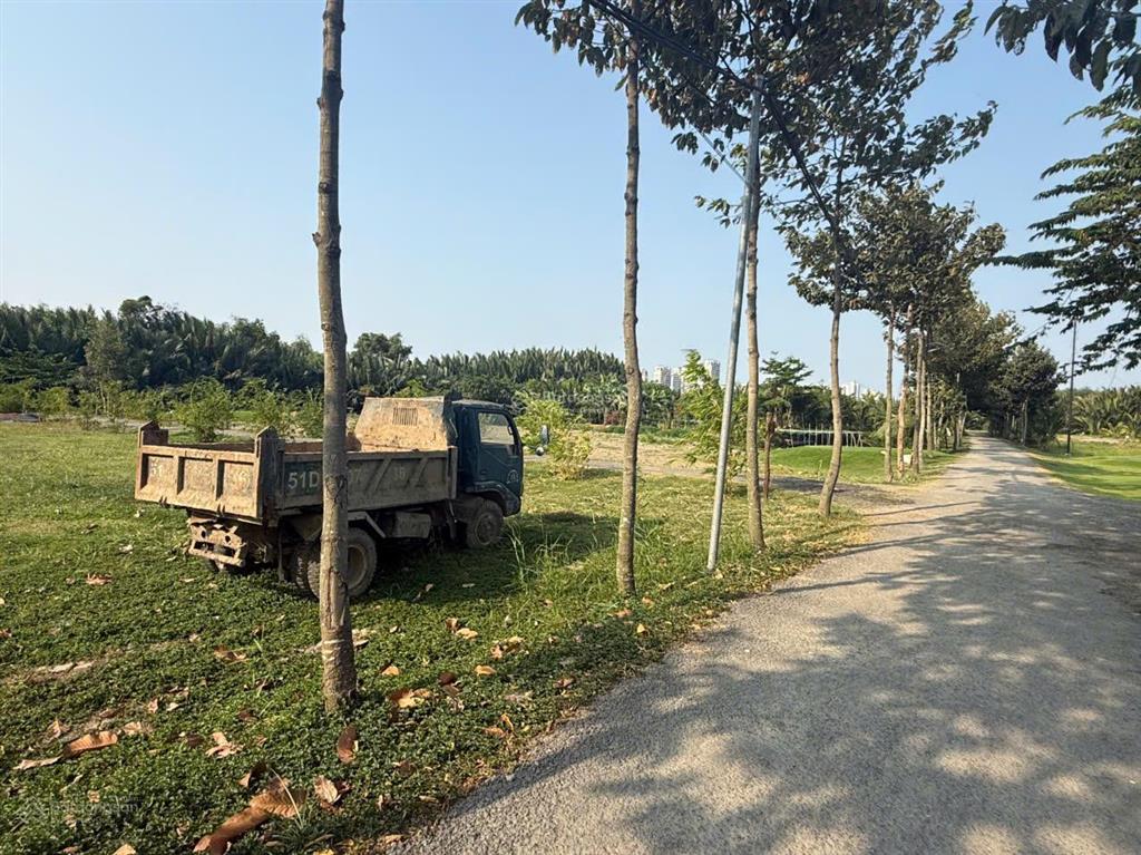 Bán quỹ đất sân golf phước kiển nhà bè diện tích 5.000m giá bán 9 triệu/m2