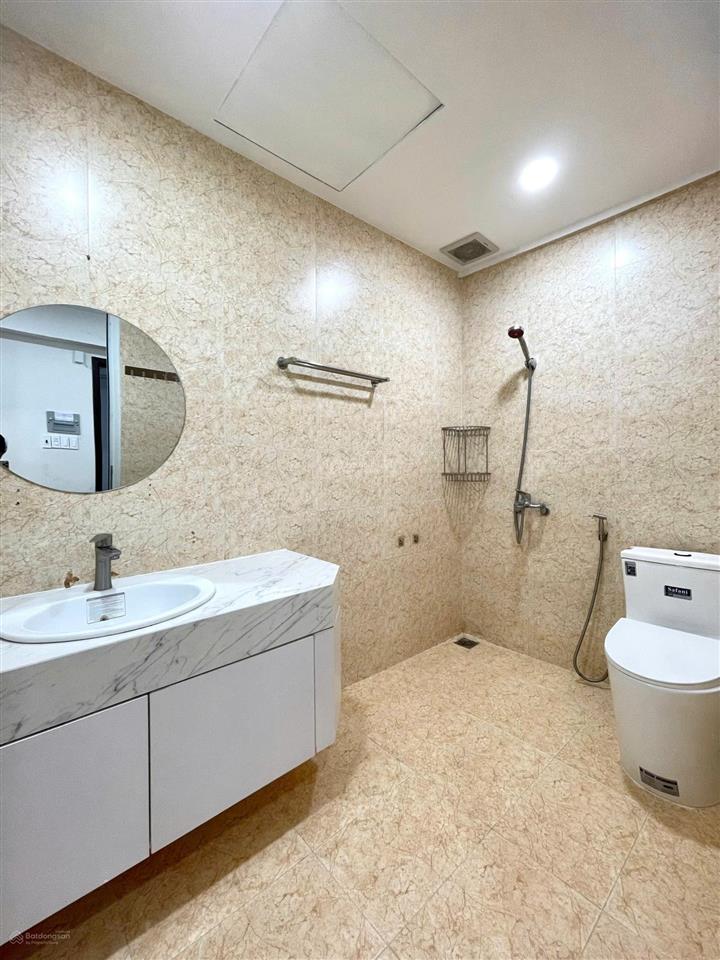 Bán căn góc 3pn giá rẻ nhất thị trường, căn hộ 2116, toà oc3 cc mường thanh viễn triều view biển