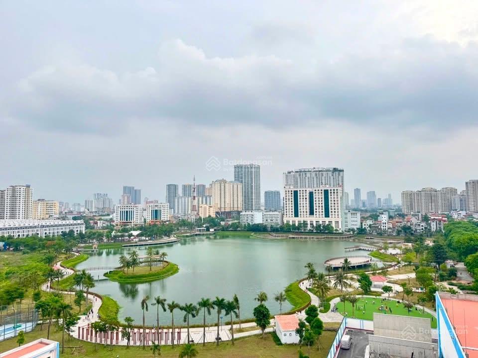 Bán nhanh căn 2pn+2vs trinity tower 70m2, tầng cao view hồ giá 4.8 tỷ ko bao phí, sẵn sổ đỏ lâu dai