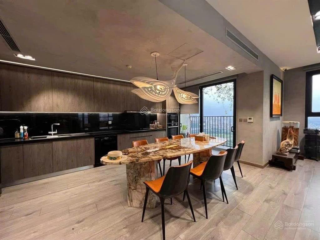 Bán penthouse hoa hậu aqua central 44 yên phụ, ba đình, hn full nội thất xịn.  0942 033 ***