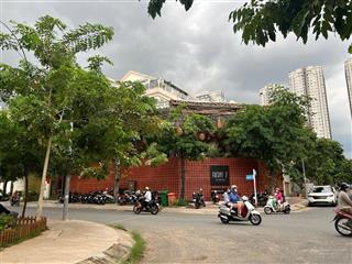 Cho thuê biệt thự 2mt kdc himlam  30m x 20m, trệt sân vườn  thuận tiện kd cafe, nhà hàng