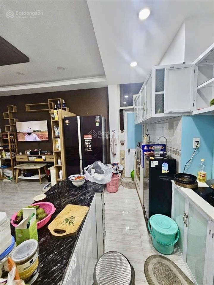 Bán nhà âu dương lân  hẻm xe hơi  94m2 ( 8m x 20m )  dòng tiền 15tr  3 tầng 4pn 5wc  hơn 9 tỷ.