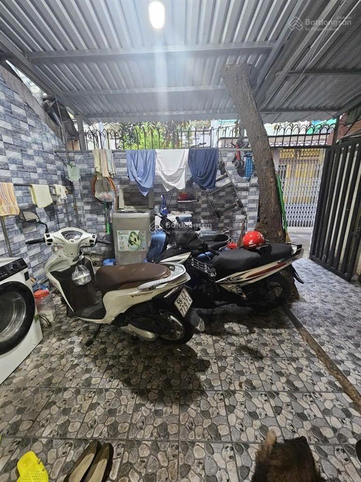 Bán nhà âu dương lân  hẻm xe hơi  94m2 ( 8m x 20m )  dòng tiền 15tr  3 tầng 4pn 5wc  hơn 9 tỷ.