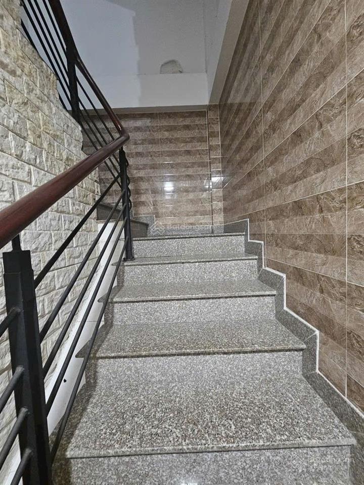 Bán nhà âu dương lân  hẻm xe hơi  94m2 ( 8m x 20m )  dòng tiền 15tr  3 tầng 4pn 5wc  hơn 9 tỷ.