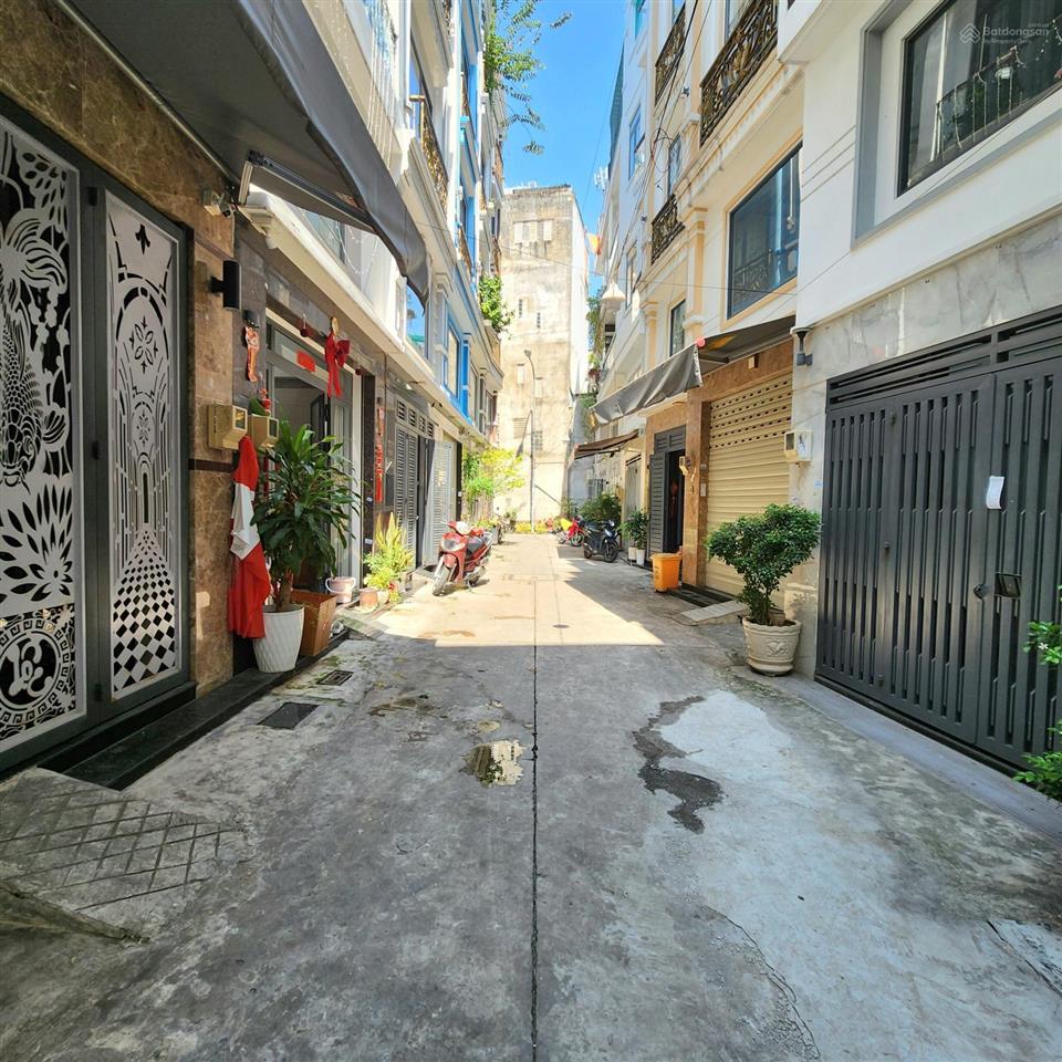 Tết này k giống tết xưanhà đẹp 5 tầng kpl chỉ 9.06tỷ (tl)  hẻm ô tô 7 chỗ ngủ nhà  41m2 (4x10)