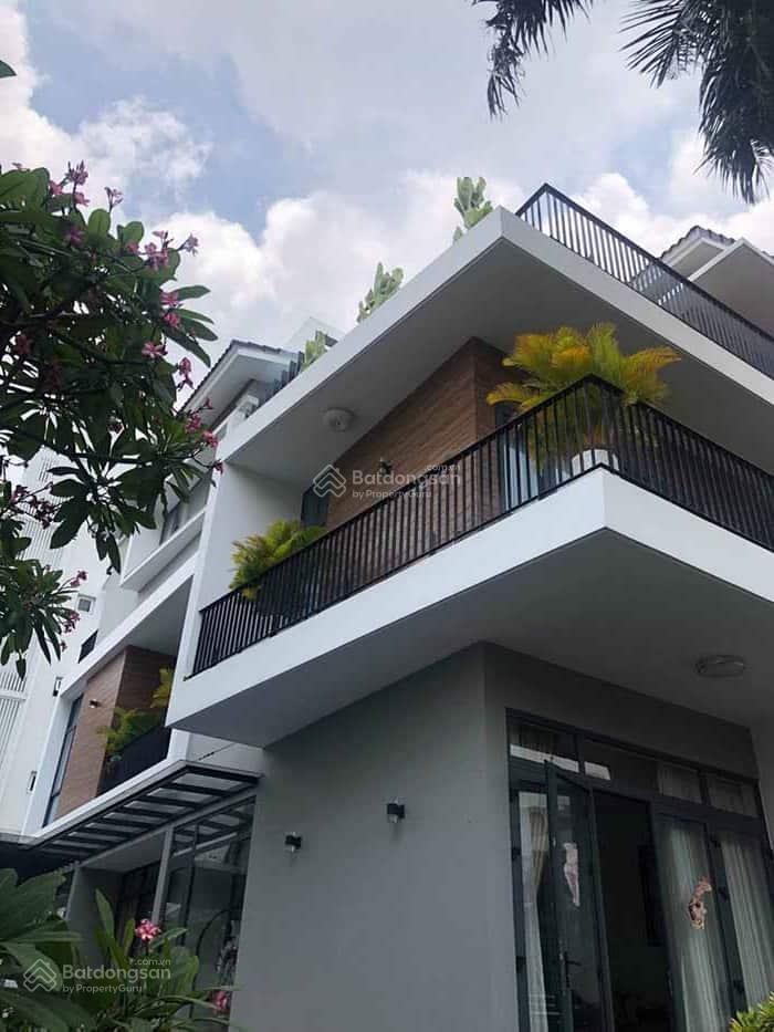 Bán biệt thự đẹp mặt tiền cao đức lân, an phú  dt 12 x 20 m, cn 240m2, 1 lầu giá 32 tỷ