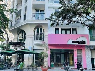 Bán rẻ mt nguyễn gia trí  dt 9.2 x 38 m kc trệt + 2 lầu  hdt 100 tr/tháng  giá 60 tỷ