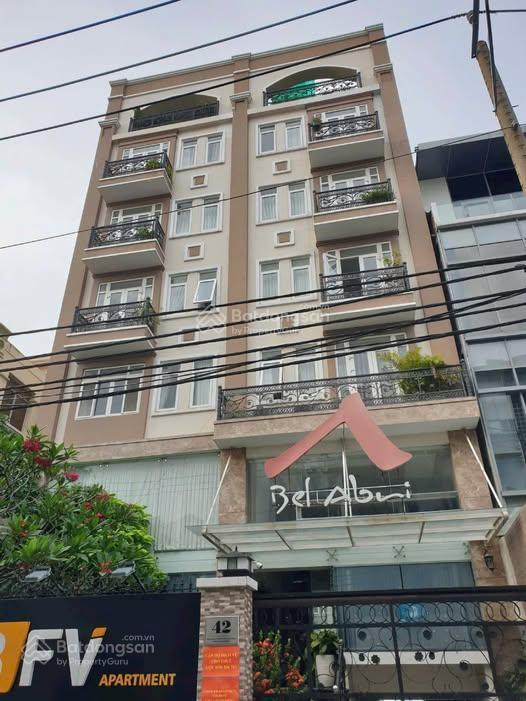 Đầu tư gấp mặt tiền 18m calmette, hđt 500 triệu/tháng, giá 300 tỷ