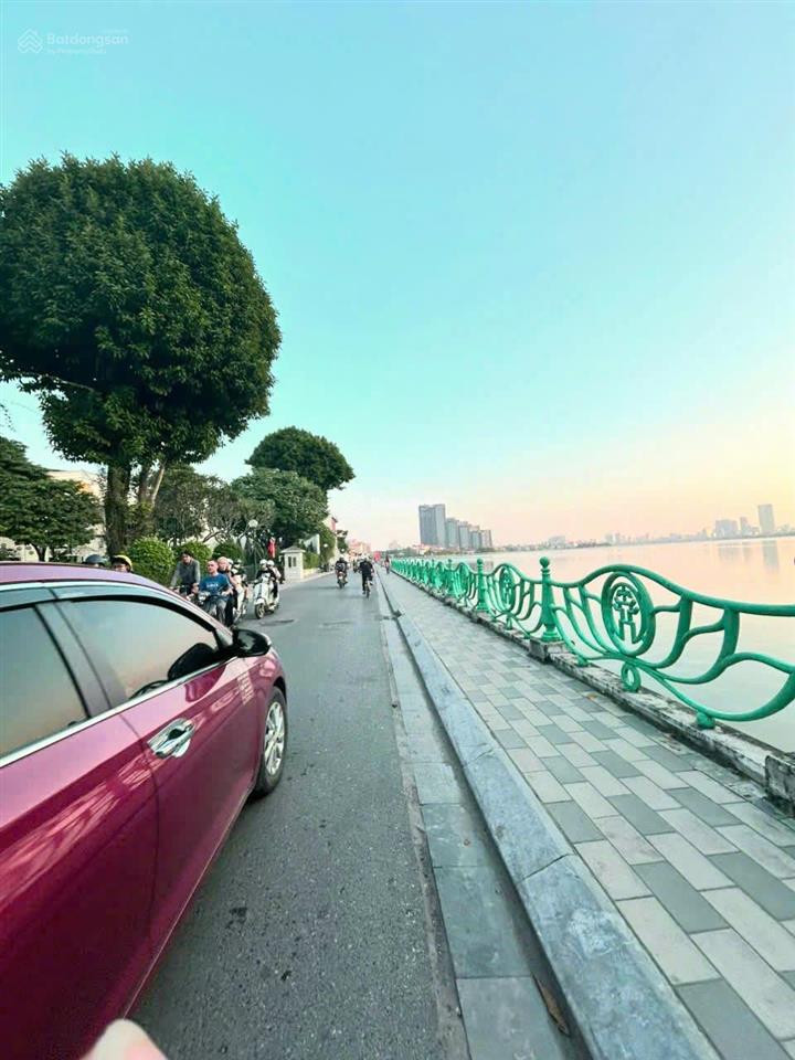 Bán nhà dt 90m, 7 tầng mặt phố lạc long quân tây hồ, lô góc, kinh doanh, view hồ tây cực chill!