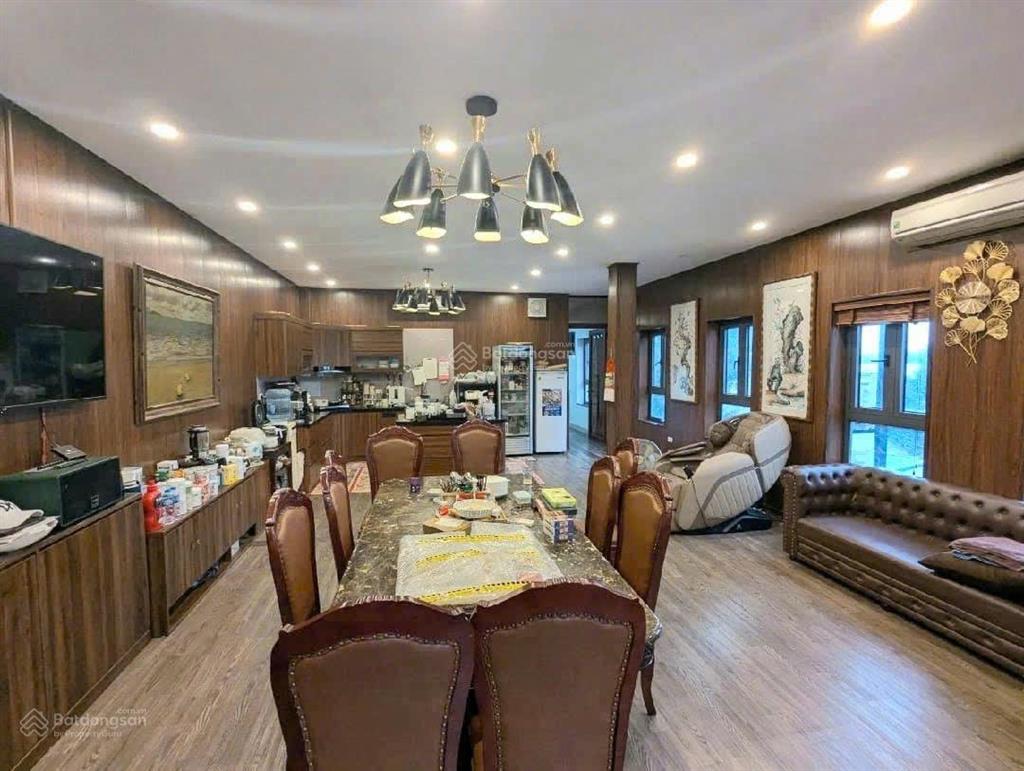Bán nhà dt 90m, 7 tầng mặt phố lạc long quân tây hồ, lô góc, kinh doanh, view hồ tây cực chill!