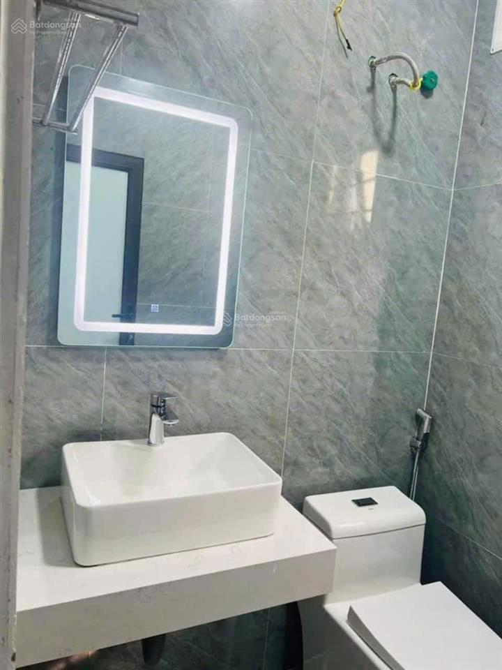 Cần bán nhà an dương vương, phú thượng. ô tô, thang máy, xây mới về ở luôn