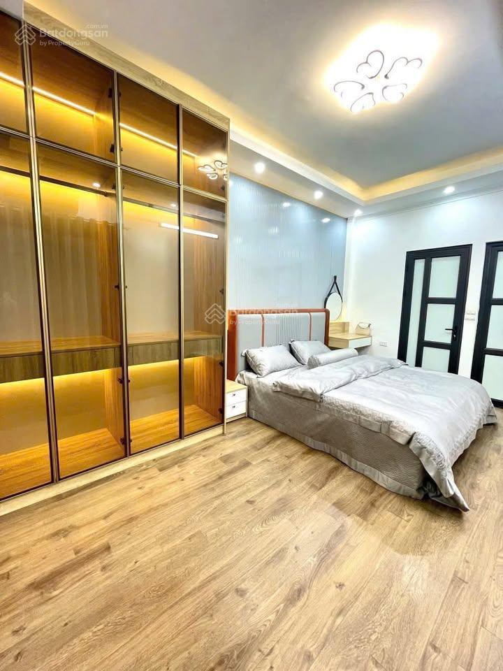 Cần bán nhà an dương vương, phú thượng. ô tô, thang máy, xây mới về ở luôn