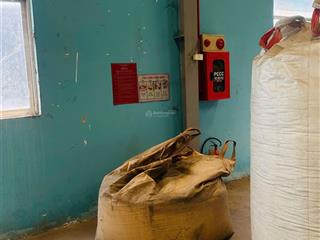 Cho thuê nhà xưởng 1.700m2 trong kcn nhơn trạch, đồng nai