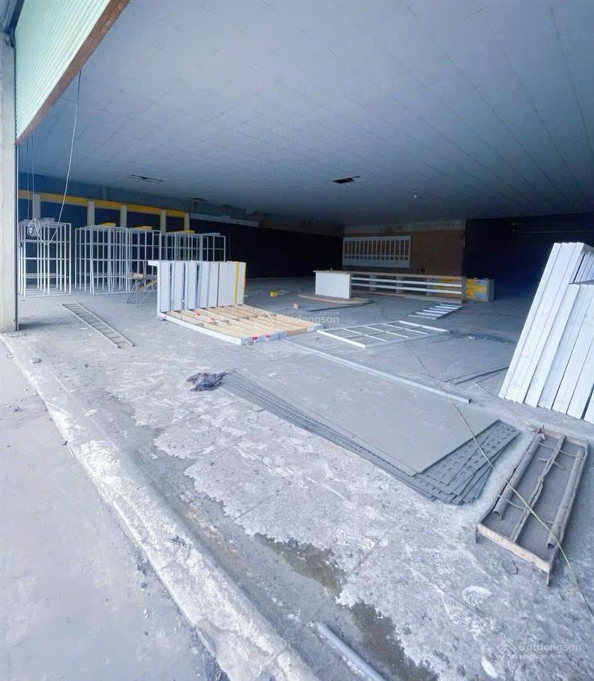 Cho thuê nhà xưởng mặt tiền ql51 phước tân, biên hòa 800m2 giá 50tr