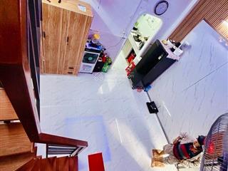 Bán nhà đoàn văn bơ giá rẻ quận 4 khu dân cư hiện hữu, 1 trệt 2 lầu giá rẻ lại còn thương lượng