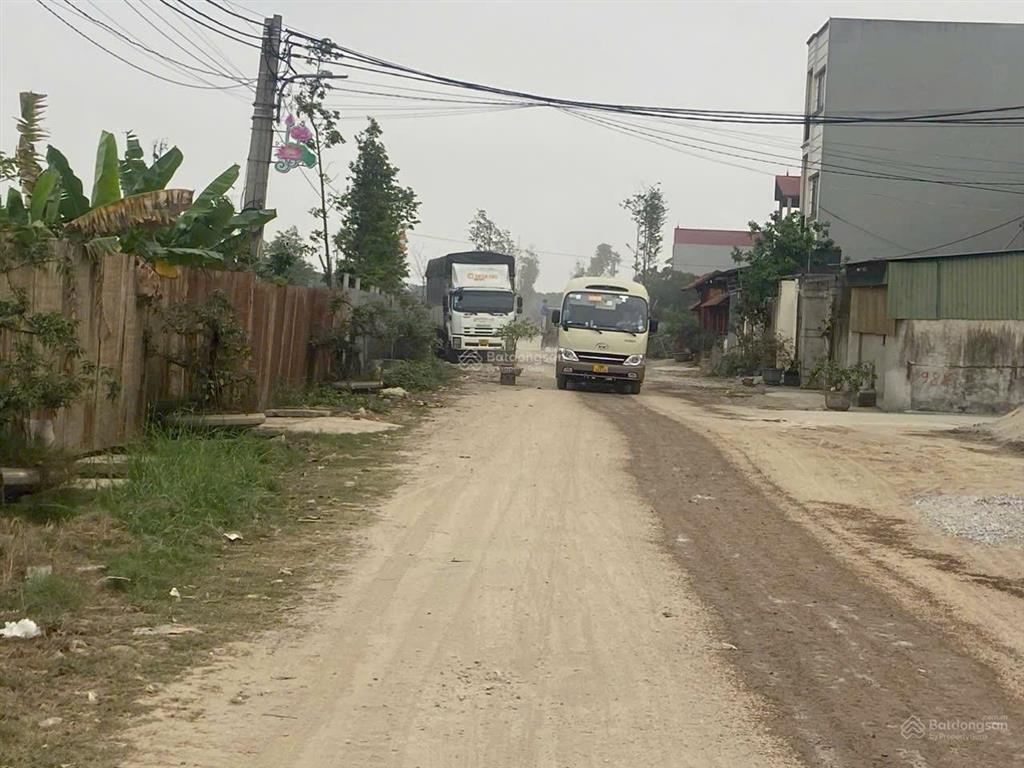 Bán 65m2 lô góc bìa làng nguyên khê, đường 17m view đường võ nguyên giáp