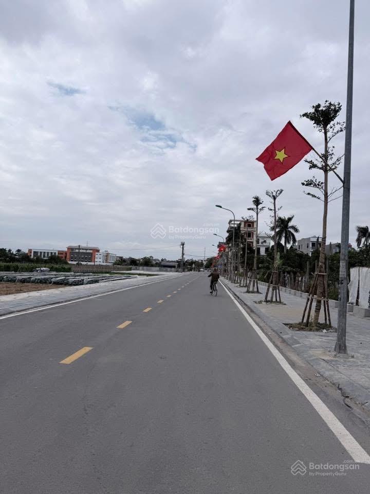 Bán 66m trục chính kinh doanh nam hồng, đường 8m có vỉa hè, giá đầu tư