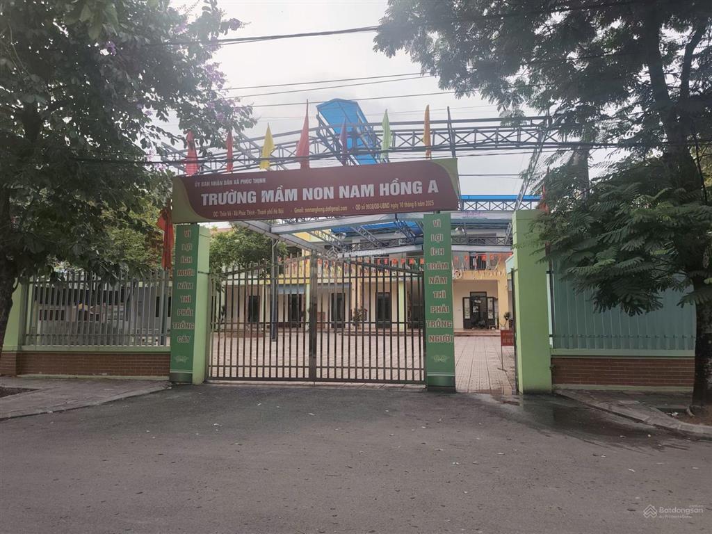 Bán lô 50m2 thôn vệ, nam hồng. đường thông thoáng, giáp khu đô thị urban city
