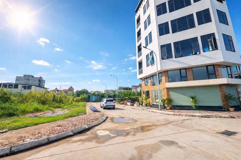 Bán 69m đất đấu giá x2 võng la, đông anh. đường 17m, đầu cầu thượng cát.