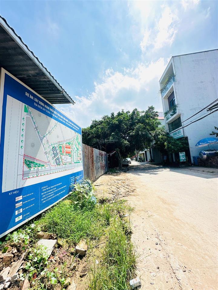 Bán gấp 200m lô góc siêu đẹp kim chung, đường 21m đối diện khu đô thị g8