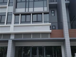 Nhà phố kinh doanh mặt tiền nguyễn hữu thọ