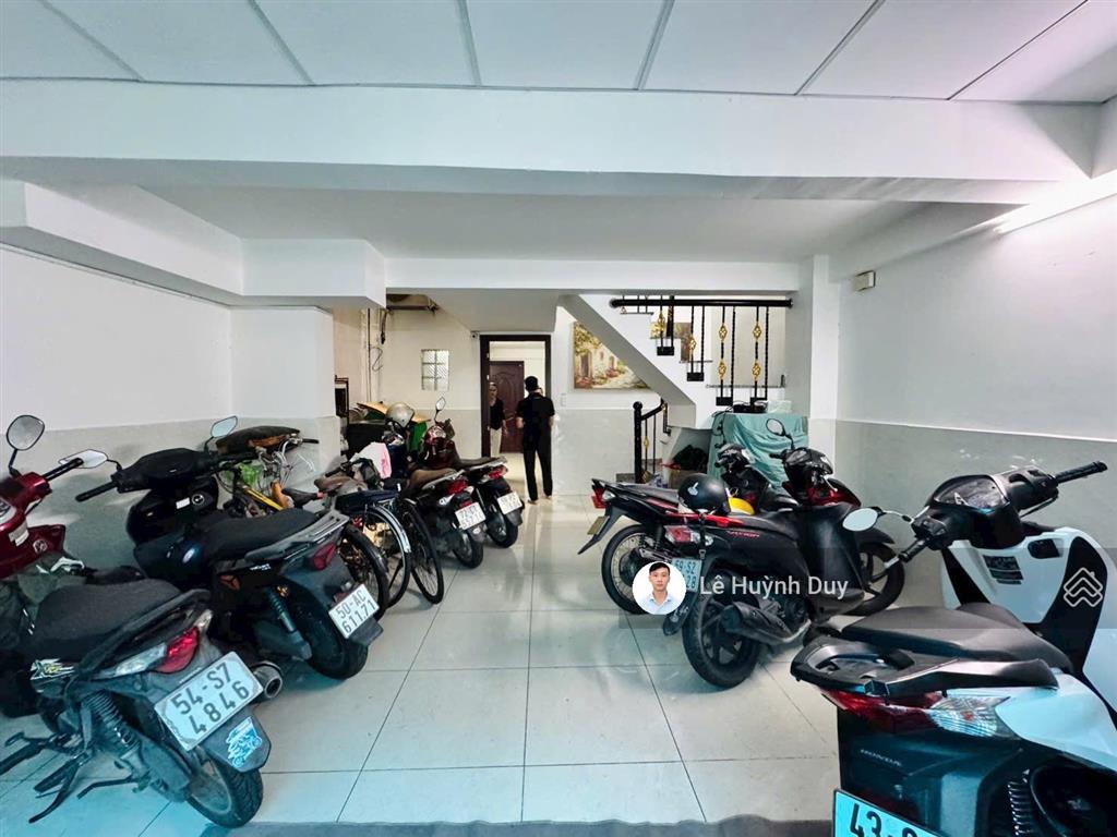 Ngợt acb bank 6 tỷ, gấp bán để hoàn tất thủ tục đi mỹ định cư, 82m2  5 tầng  50tr/th  11 tỷ