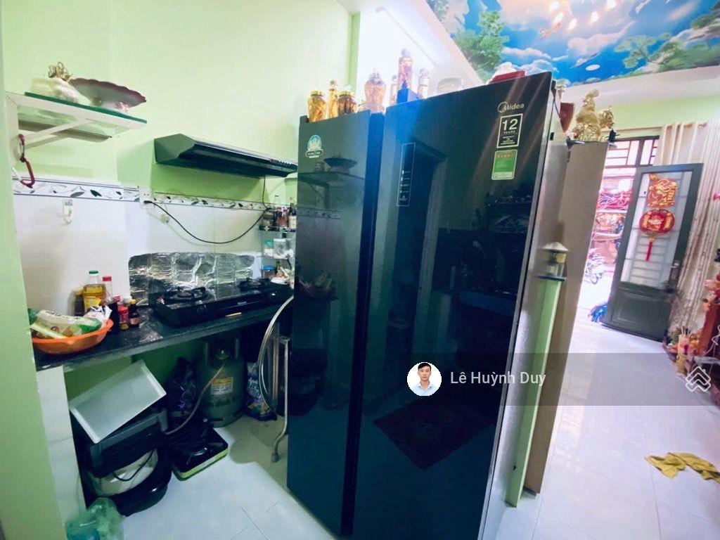 Phú nhuận  33m2  nở hậu  hẻm thông  ở ngay  4.5 tỷ