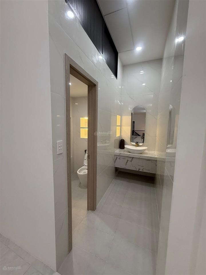 Nhà cần bán ngay đặng chất  gần cầu chữ y quận 8