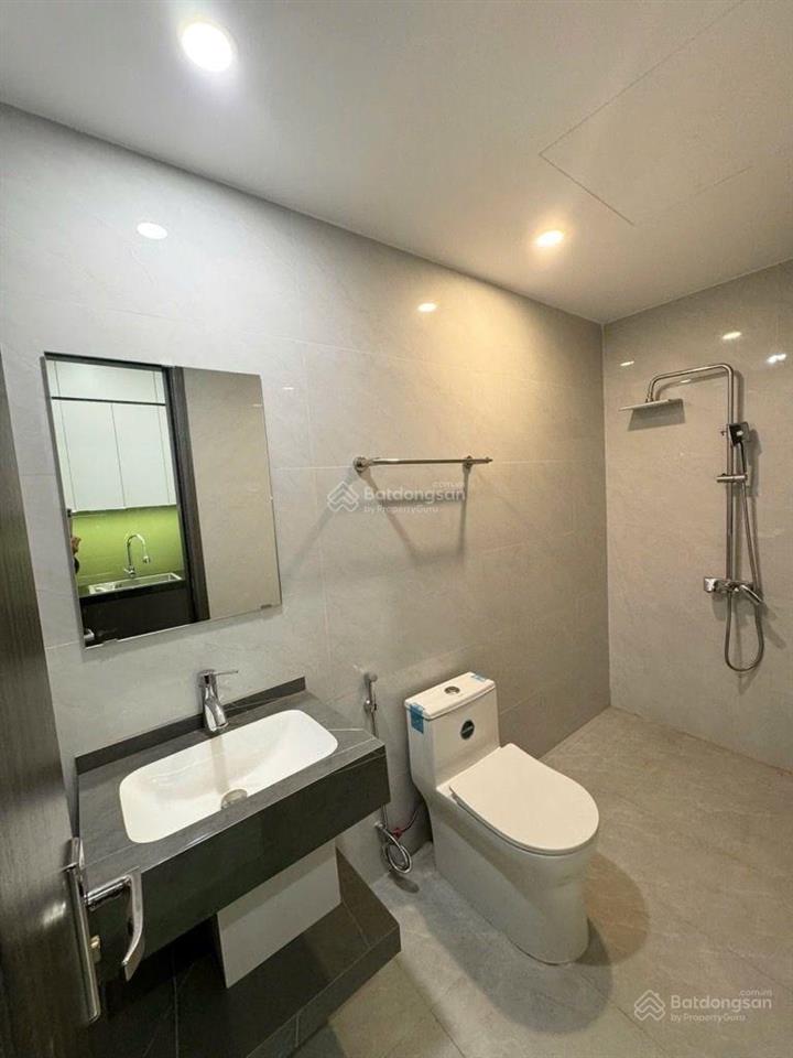 Chính chủ gửi bán nhà thường tín dt 50 m2 giá hơn 4 tỷ ô tô đỗ của vị trí đẹp sổ đỏ lâu dài