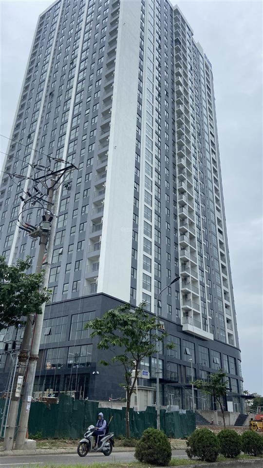 Cc bán căn chung cư bluegem pháp vân  93m2 giá 6 tỷ  nội thất đầy đủ điều hoà,  0818 268 ***