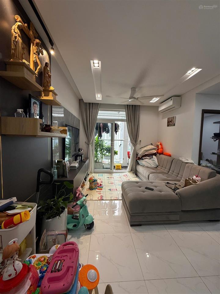 Cần bán gấp căn hộ 2pn, 2wc, 75m2 tại silver star, 3,7 tỷ, có sổ hồng,  0387 312 ***