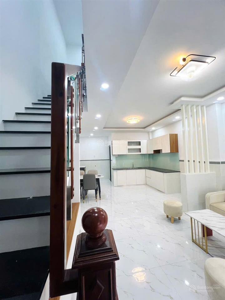 Bán nhà 2 tầng, cạnh man thiện tnp a quận 9 giá 3,65 tỷ