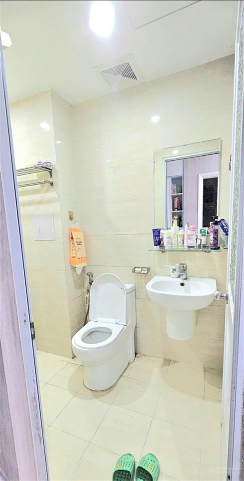 Chính chủ cần bán gấp 2n2w 66m