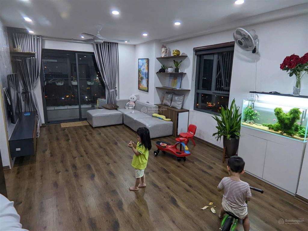 Chính chủ bán 3n 2w 96,8m2 5,3 tỷ, full nội thất