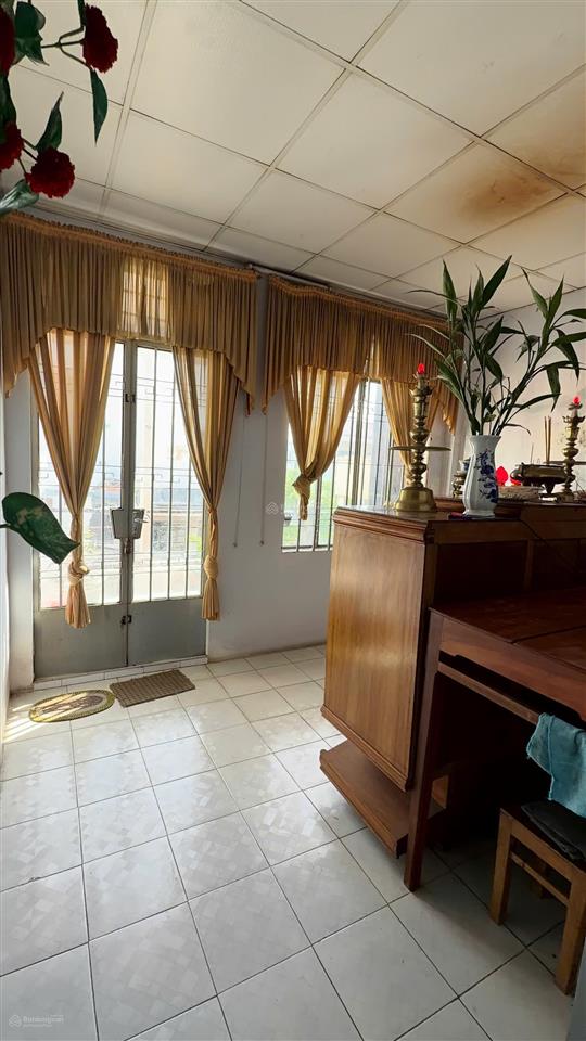 Bán nhà mặt phố trung tâm nha trang  đường lạc long quân