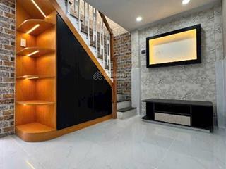 Hơn 2 tỷ  tặng full nội thất  2 tầng btct  nguyễn kiệm