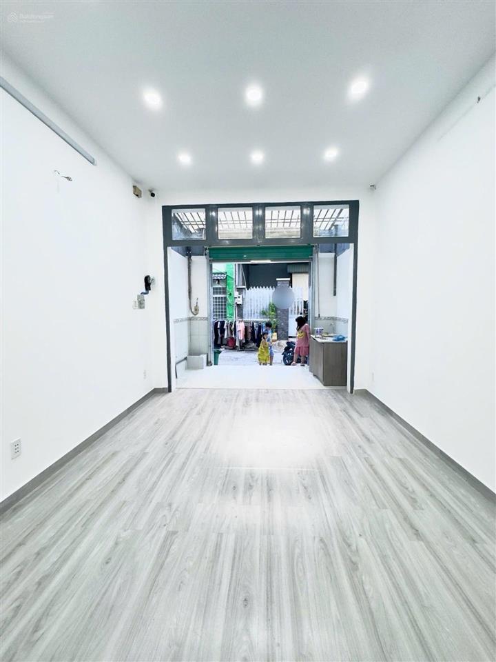 Nhỉnh 8 tỷ  hxh thông  5x23  chdv siêu dòng tiền  nguyễn văn quá  dht  q12