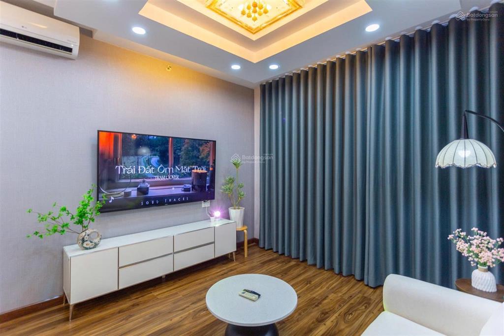 Nhà đẹp cần cho thuê tại sunrise city view 104m 3pn 25tr/th  0937 781 *** free phí quản lí