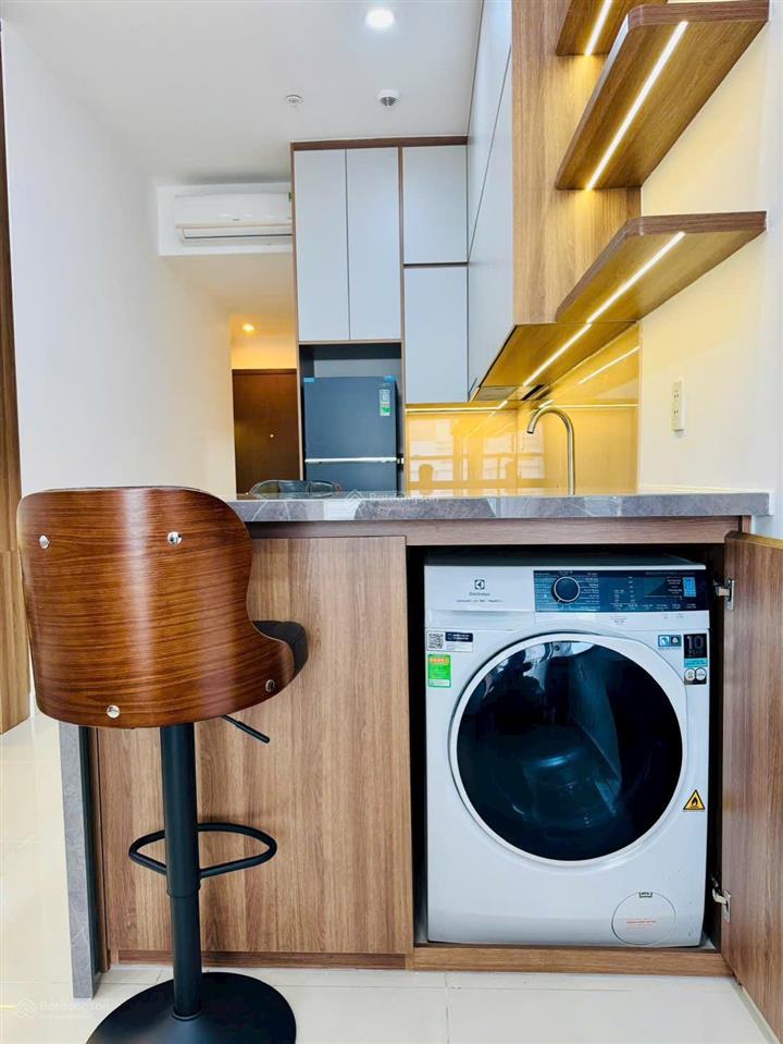 Cho thue căn offictell 35m decor để ở, nhà dep giá 11tr/thang  0937 781 ***