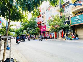 Ra gấp mtkd đường tân sơn nhì  tân phú  đang cho thuê 25tr/th